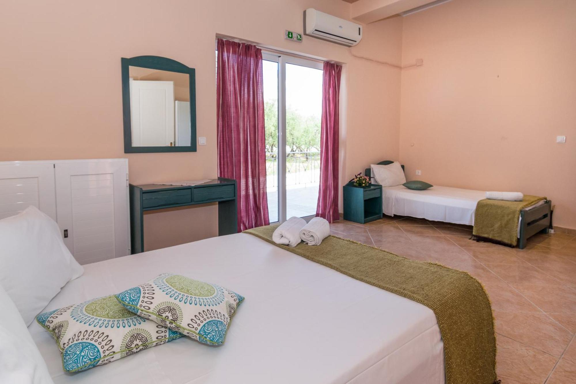 Grapevines Hotel Alykanas  Cameră foto